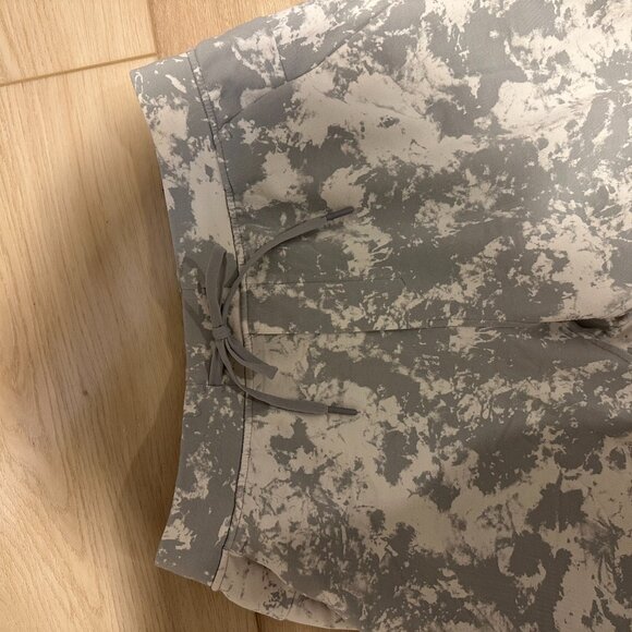 Lululemon - City Sweat Jogger - Spectral White Opal Silver Drop - L - Picture 2 of 4